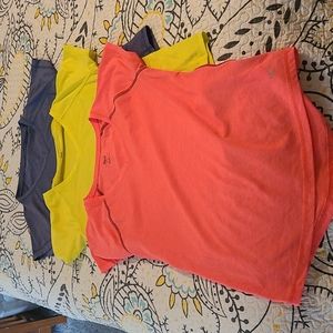 Bundle of 3 Everlast vneck athletic tees